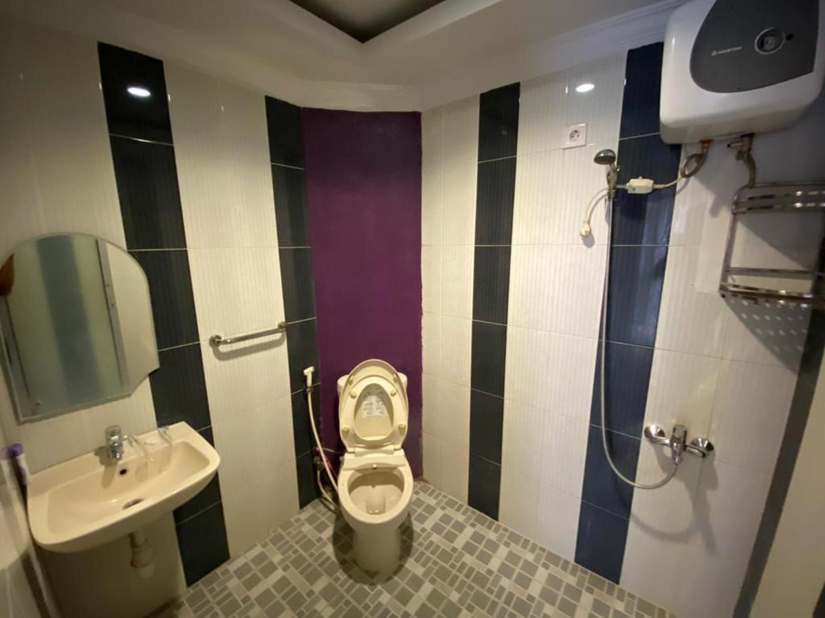 Djaboerigin Mongonsidi Guest House Redpartner Medan Luaran gambar