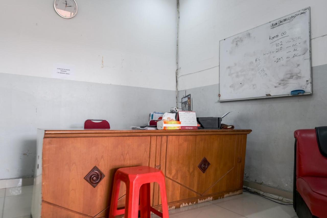 Djaboerigin Mongonsidi Guest House Redpartner Medan Luaran gambar