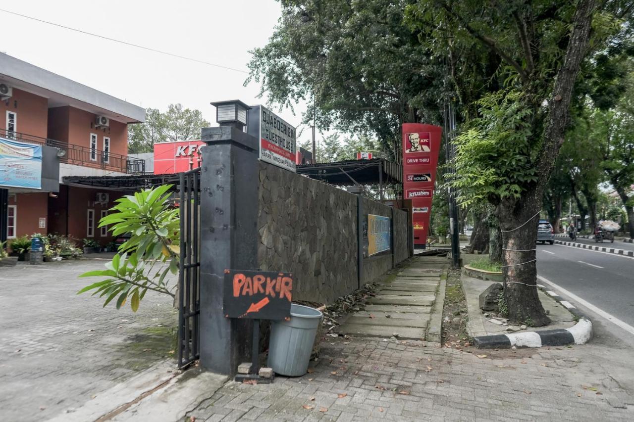 Djaboerigin Mongonsidi Guest House Redpartner Medan Luaran gambar